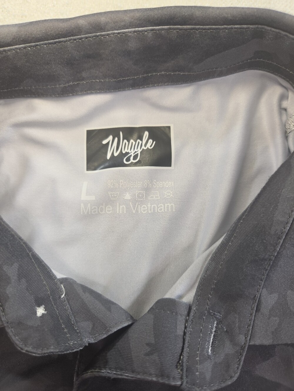 Waggle Golf Polo Mens L Gray Fish Camo Bass Nibbler Performance Stretch - Picture 2 of 5